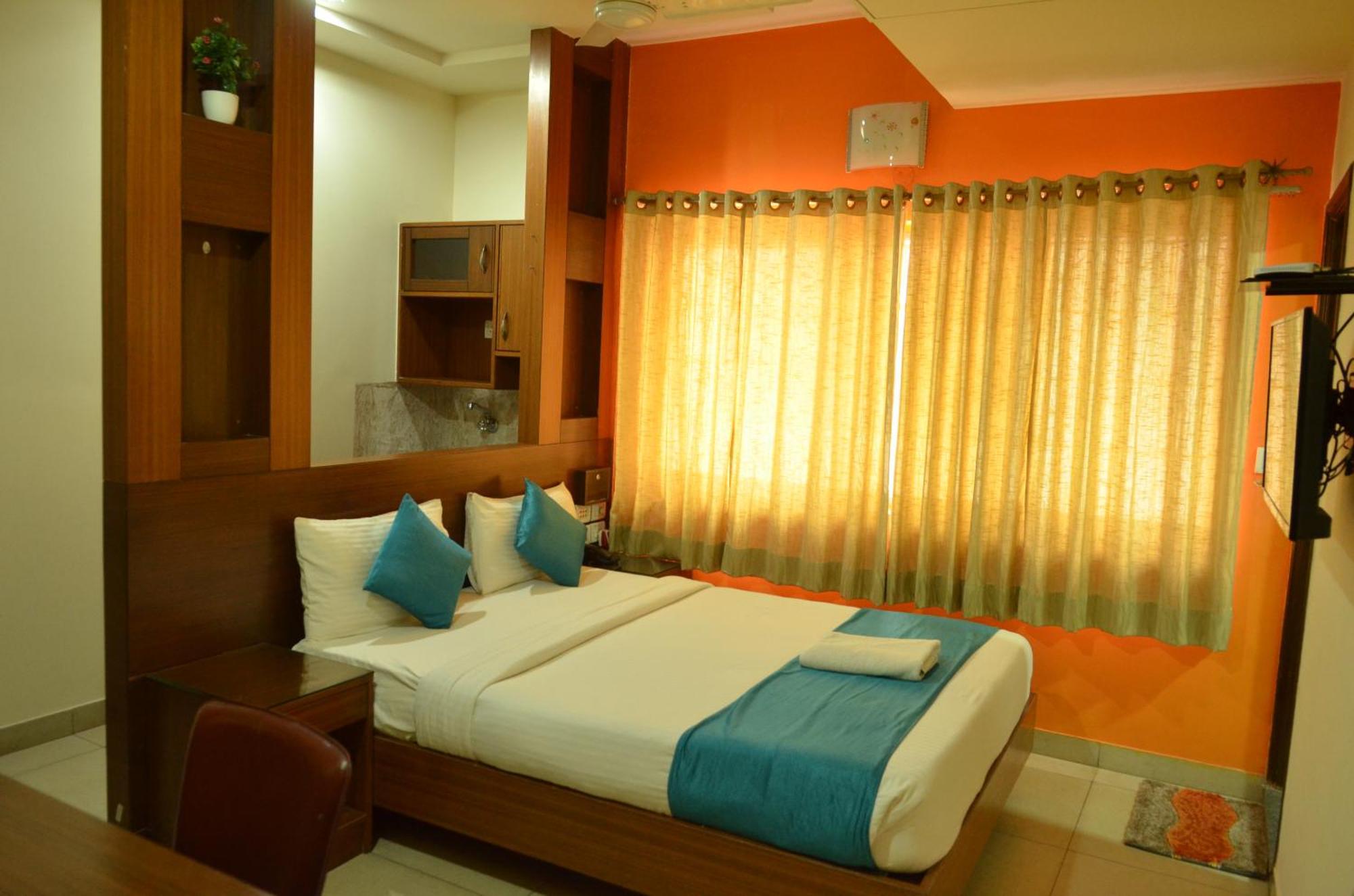 Cubbon Suites - 10 Minute Walk To Mg Road, Mg Road Metro And Church Street บังกาลอร์ ภายนอก รูปภาพ